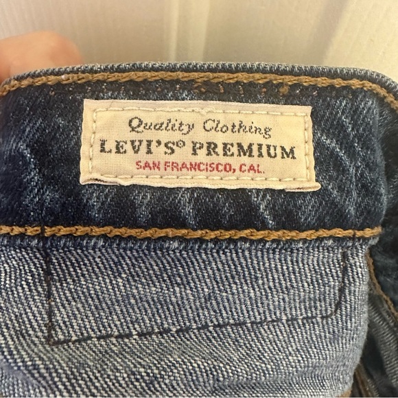 Levi 501 Button Fly Jean Shorts Size 27 - Picture 6 of 9